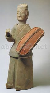 持盾武士陶俑（盾を持った陶製武士像）
