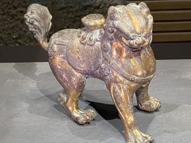獅子像-五代～遼時代-銅造鍍金-中国の仏像-東洋館-東京国立博物館-東京