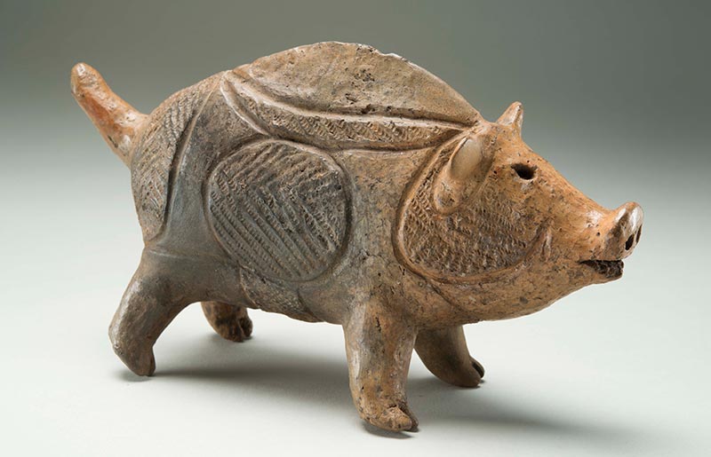 重要文化財 《猪いのしし形土製品》 縄文時代 青森・弘前市立博物館