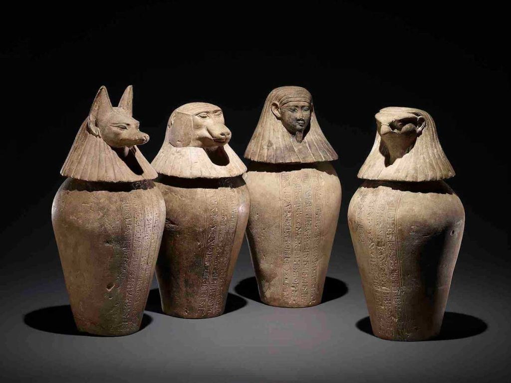ジェドバステトイウエフアンクのカノポス壺 前380～前343年頃、大英博物館蔵、 © The Trustees of the British Museum