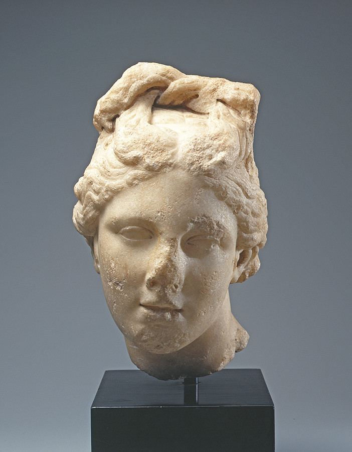 アフロディテ像頭部　ヘレ二ズム期　紀元前３世紀