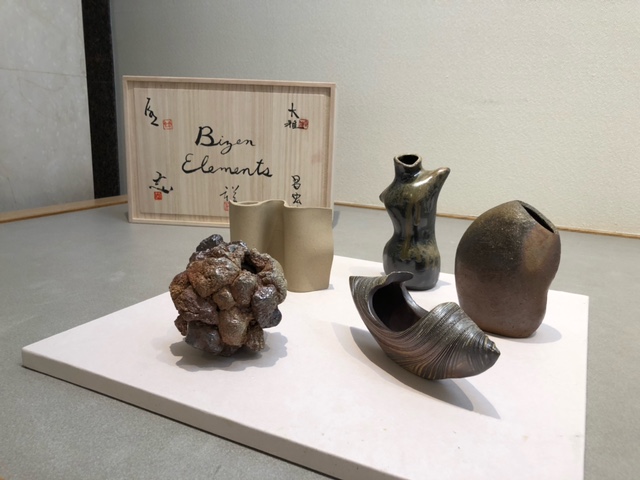 最後に、5名の先生方による花器？オブジェ？ 特別企画作品『Bizen Elements』を紹介いたします。