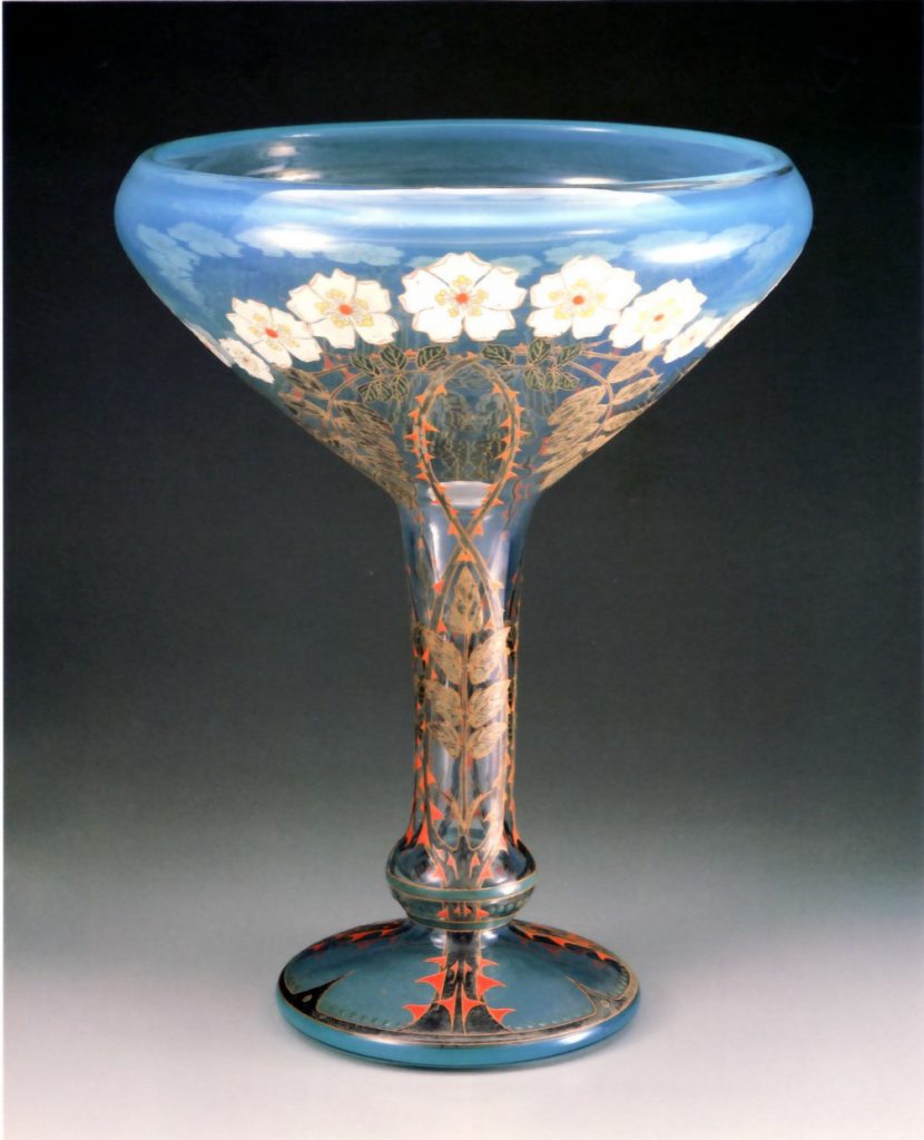 ドーム兄弟「薔薇文高脚杯」（1910-1930年代） 北澤美術館所蔵