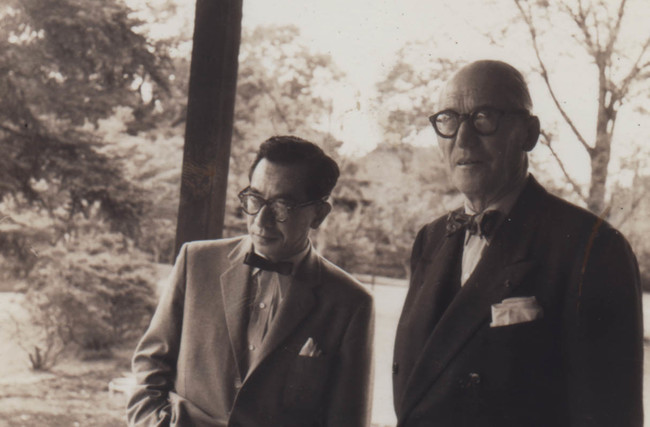 坂倉準三とル・コルビュジエ(1955年)、文化庁国立近現代建築資料館所蔵