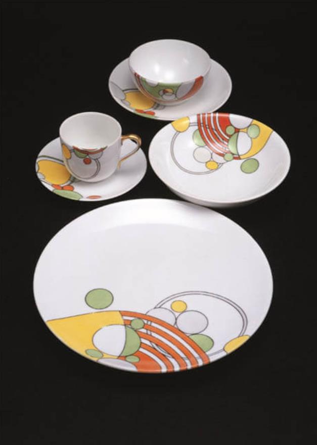 「色絵食器揃」（フランク・ロイド・ライトデザイン）1923-40年頃　若林コレクション