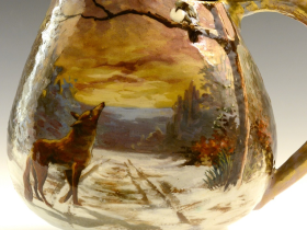 扉作品：エミール・ガレ　「カラスとキツネ文花器」 高さ27.5Cm　1880年頃