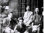 1919（大正8）年5月、初めて長崎を訪れた際に 左から菊池寛、芥川 提供 日本近代文学館