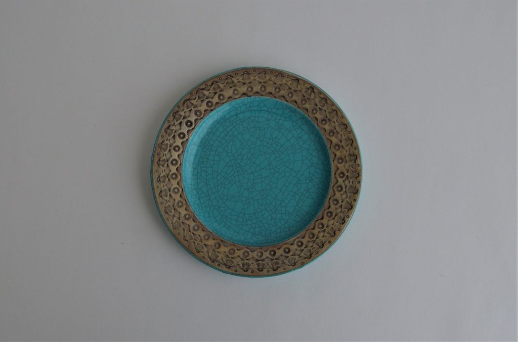 「stamp workリム皿」 （陶土・釉薬、直径19.5×高さ2.5cm、箱なし）