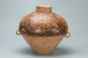 奥田仁氏旧蔵品  彩文壺 中国、前3100-2700年頃 土器、高38.4cm