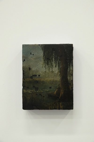 《残欠の絵画 #60》2022年  18.5×14.3×6cm  油絵具、アクリル絵具、綿布、木製パネル
