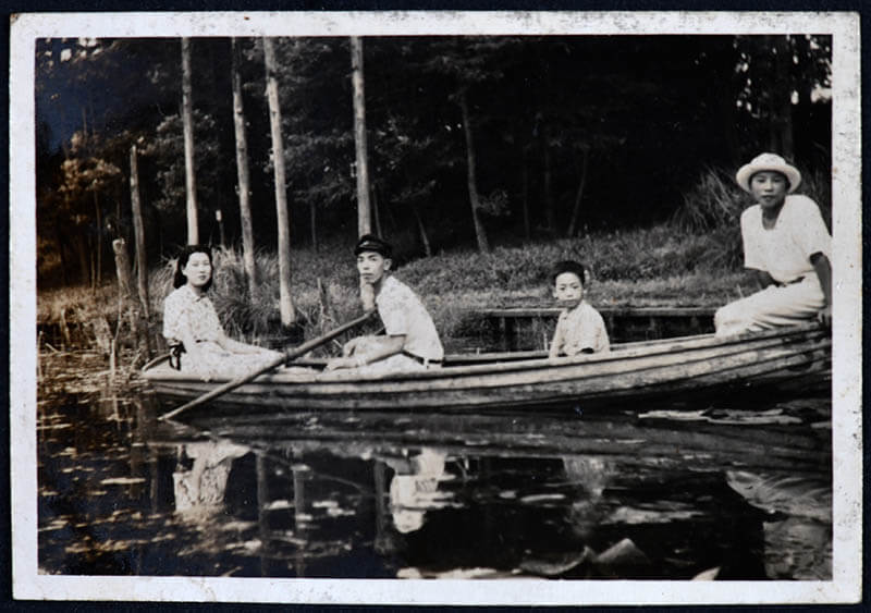 石神井池でのボート遊び　昭和10（1935）年頃