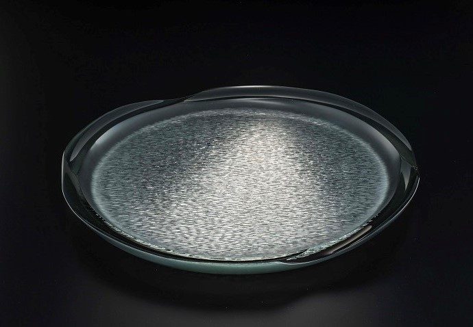 品名：積層プラチナ彩切子鉢「月下」　  サイズ：398 × 461 × 45㎜