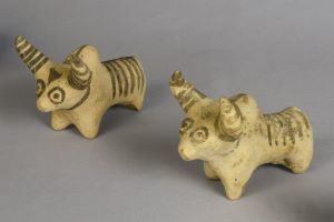 コブウシ土偶 紀元前2200－2000年頃 古代オリエント博物館蔵 コブウシは先史時代から大切な動物だったようです。