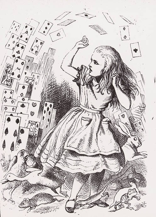 トランプに襲われるアリス、『 不思議の国のアリス 』 より、ジョン・テニエル画、幻灯機用スライド、1898～1900 年 © Victoria and Albert Museum, London