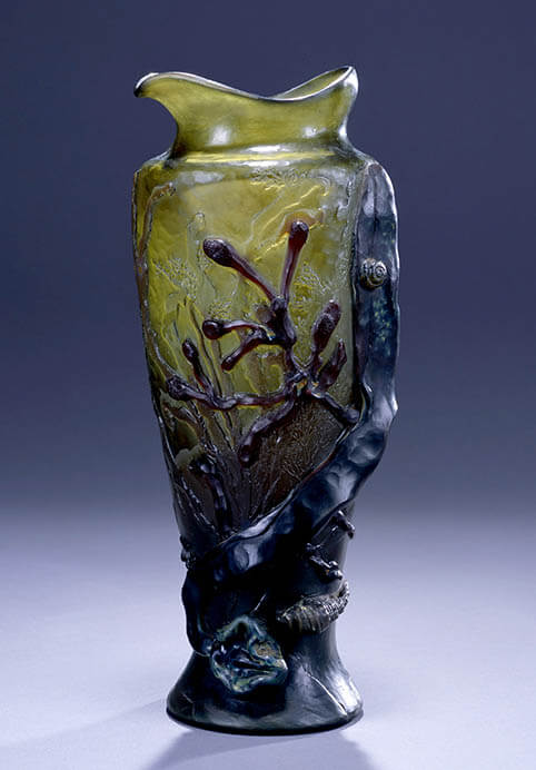 エミール・ガレ《海藻文花器》1900-04年