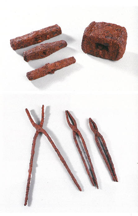 鍛冶の道具　金海退来里所業遺跡　4世紀末～5世紀前半　大韓民国国立中央博物館写真提供