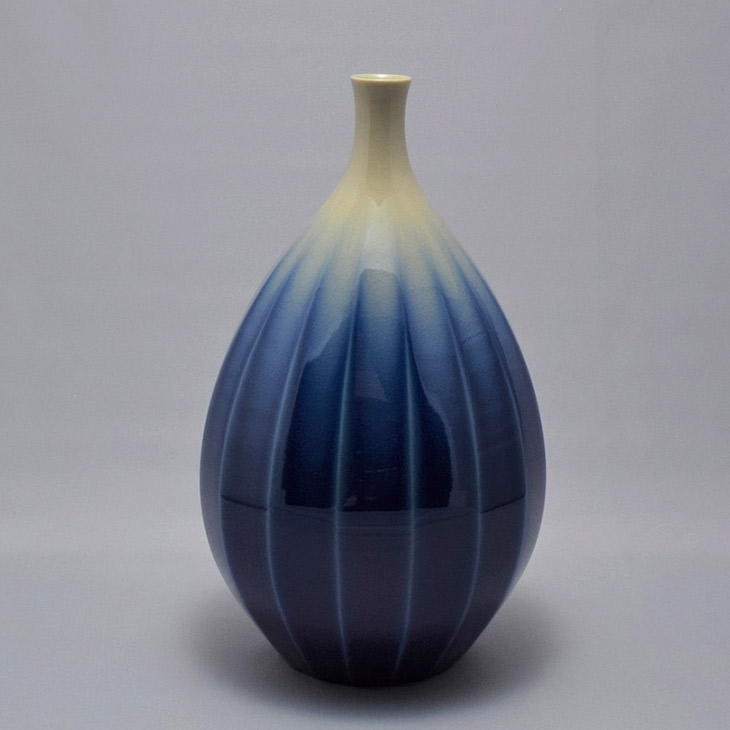 「彩釉壷」 サイズ：径15.5×高さ27.0cm