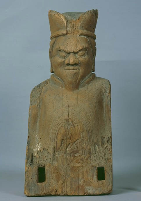 《木造男神坐像》平安時代末期～鎌倉時代（12～13世紀）　嘉島町・六嘉神社蔵