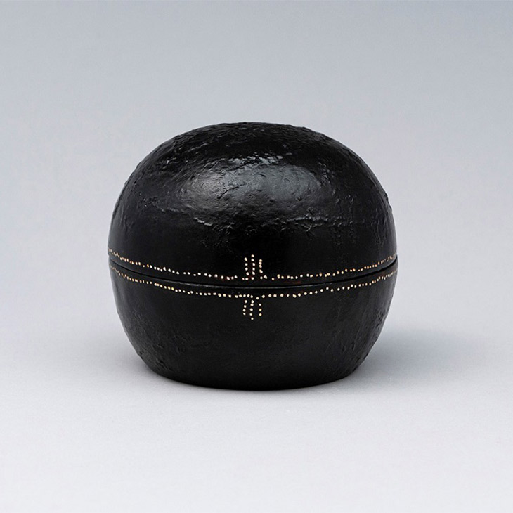 黒漆銀象嵌丸箱 サイズ：幅17.2×高さ14.8×奥行17.2cm