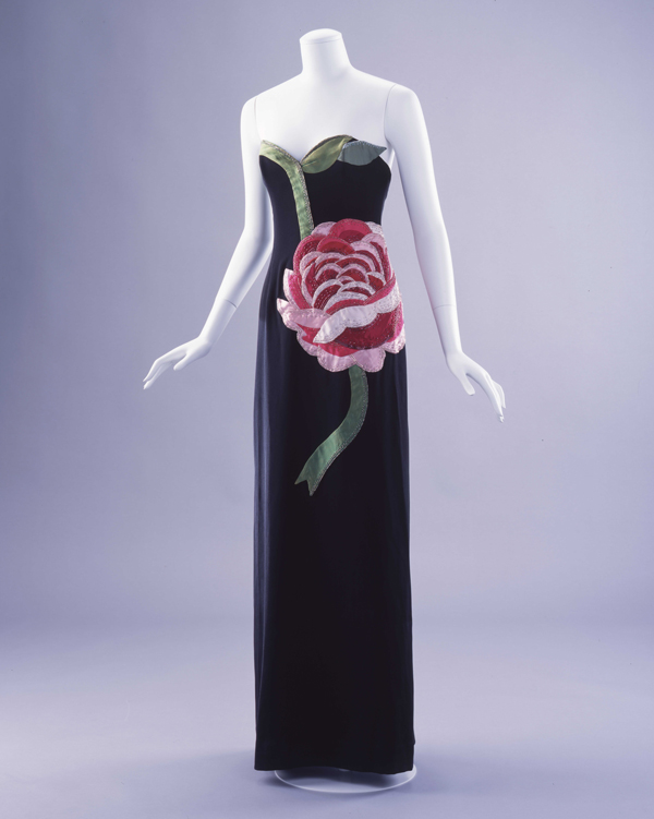 《イブニング・ドレス》1981年　島根県立石見美術館蔵

