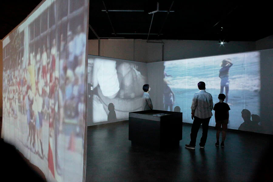 中島洋《記憶のミライ》展示風景（札幌文化芸術交流センター SCARTS）2021年、撮影：露口啓二

