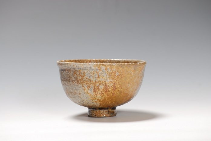 「信楽自然釉茶碗」

口径13.0×高さ8.5cm
