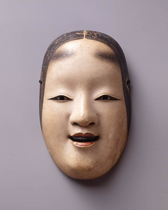 能面 小面　伝是閑吉満作　桃山～江戸時代　16～17世紀　徳川美術館蔵

