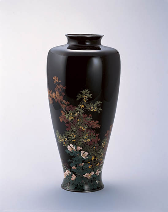 《草花図花瓶》並河靖之　清水三年坂美術館蔵

