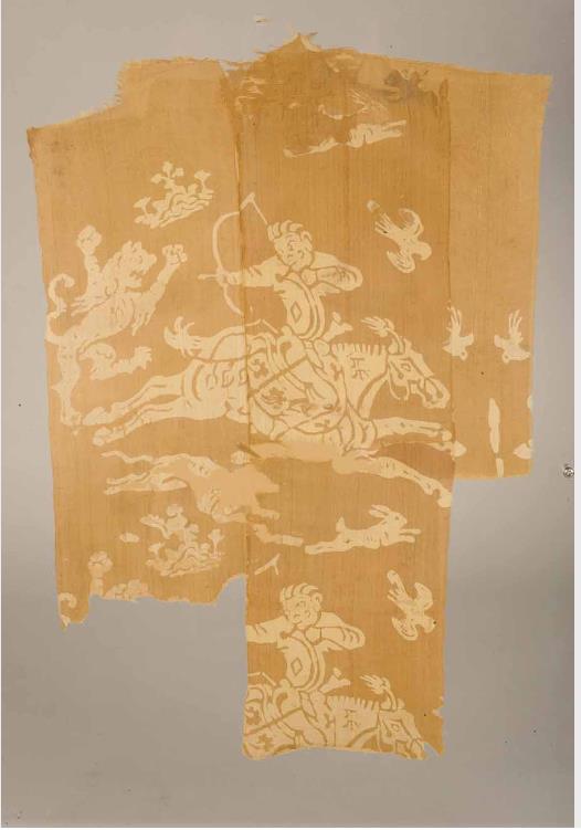 《獅子狩文絹布》唐　1973年トルファン市アスターナ191号墓出土　一級文物　44.0×29.0cm　新疆ウイグル自治区博物館

