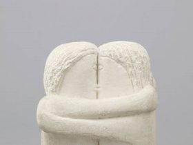 コンスタンティン・ブランクーシ 《接吻》 1907-10年　石橋財団アーティゾン美術館