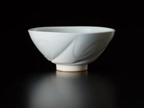 ピーター・ハーモン 「青白磁 風の道茶碗」 (径14.5×高さ7cm)