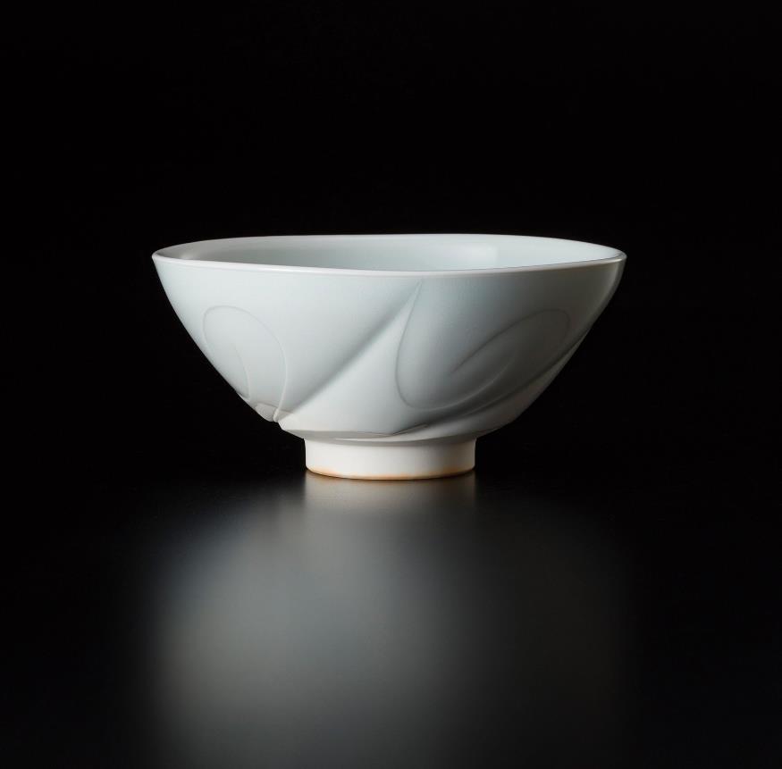 ピーター・ハーモン 「青白磁 風の道茶碗」 (径14.5×高さ7cm)