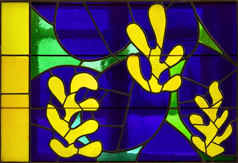 アンリ・マティス《ステンドグラス、「生命の木」のための習作》1950年　ステンドグラス　62.3×91.5×2cm　ニース市マティス美術館蔵
©Succession H. Matisse　Photo: François Fernandez

