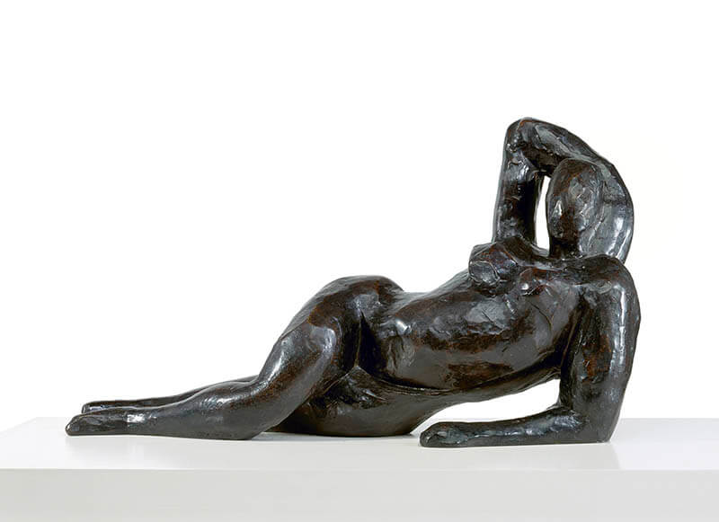 アンリ・マティス《横たわる裸婦II》1927年(鋳造1953年) ブロンズ　29×51.5×16.5cm　オルセー美術館蔵(ニース市マティス美術館寄託)
©Succession H. Matisse　Photo: François Fernandez

