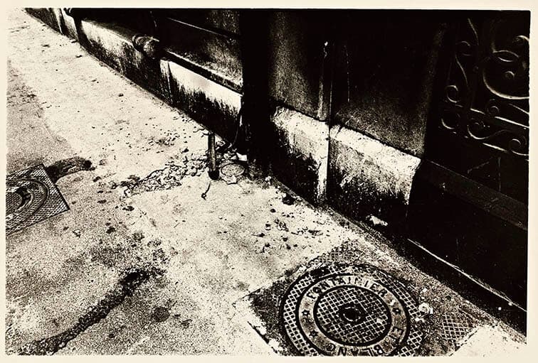 中平卓馬《「街路あるいはテロルの痕跡」よりマルセイユ、フランス》1976年、ゼラチン・シルバー・プリント、16.1×24.2cm　東京国立近代美術館
©Gen Nakahira