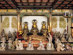 仏涅槃像　江戸時代・17世紀　香川・法然寺蔵 ※本展では、涅槃像と群像の一部を展示します。