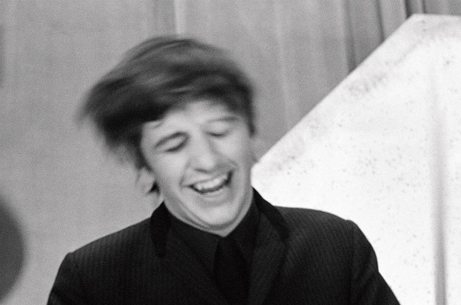 Ringo Starr, London 1963-4
© 1963 4 Paul McCartney.
MPL Communications
© National Portrait Gallery, London.
Exhibition curated by Sir Paul McCartney with Sarah Brown on behalf of MPL
Communications Limited and Rosie Broadley for the National Portrait Gallery, London, and
presented by Fuji TV.