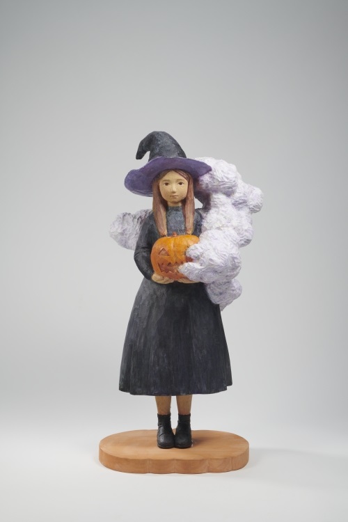 「魔女のかぼちゃ」
H48×W24.5×D19cm
2023
樟、銀杏、アクリル絵具