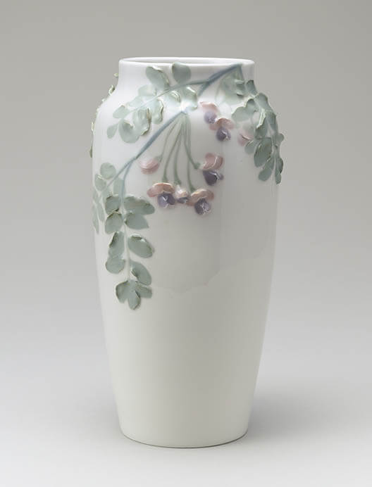 《藤花文花瓶》ロールストランド　デヴィッド・ヤール　1898-1899年　塩川コレクション

