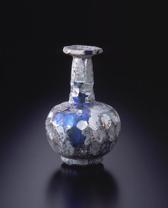 切子装飾瓶　イラン　9－10世紀

