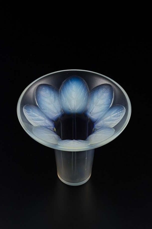 ラリック　 花瓶「スミレ」　 高さ15.8cm