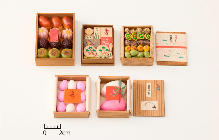 進物用の木箱入り菓子 大正時代～昭和時代前期