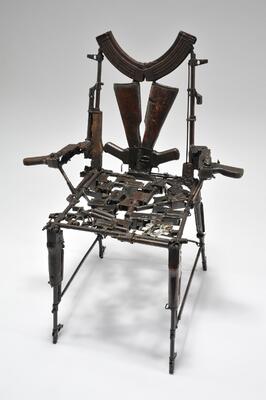 クリストヴァオ・カニャヴァート（ケスター）《肘掛け椅子》2012 国立民族学博物館