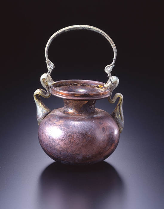 銅製把手付ガラス壺　3～4世紀　MIHO MUSEUM（通期）

