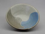 「地釉縄文象嵌鉢」（径37.4×高さ10.4cm）
