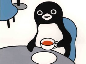 「カフェのペンギン」 2024年 アクリルガッシュ 67.7 × 47.5 cm