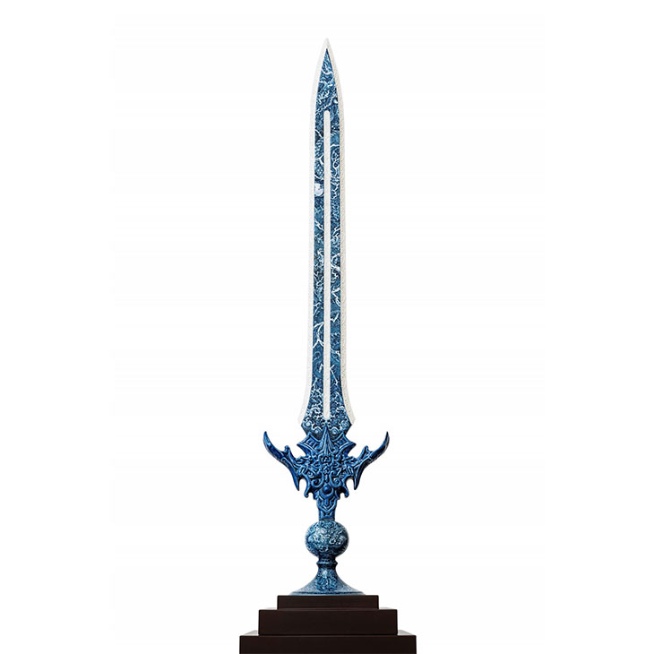 「龍淵の剣」
サイズ：横20×高さ92.2×奥行12cm