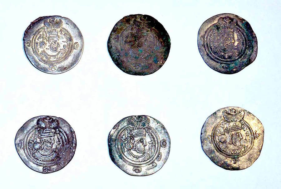 《ササン式銀貨》7世紀/新疆ウイグル自治区博物館