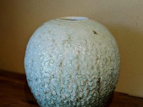 灰釉彩壺 径35.3　×　高41.1cm 土、松灰、樫灰