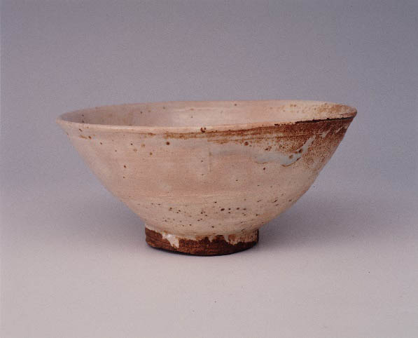 《堅手茶碗　銘「寒紅梅」》（朝鮮時代 16世紀）